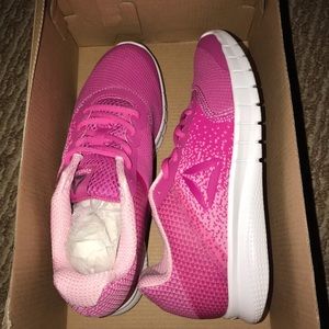 Reebok Women’s Instalite Run Track Shoes